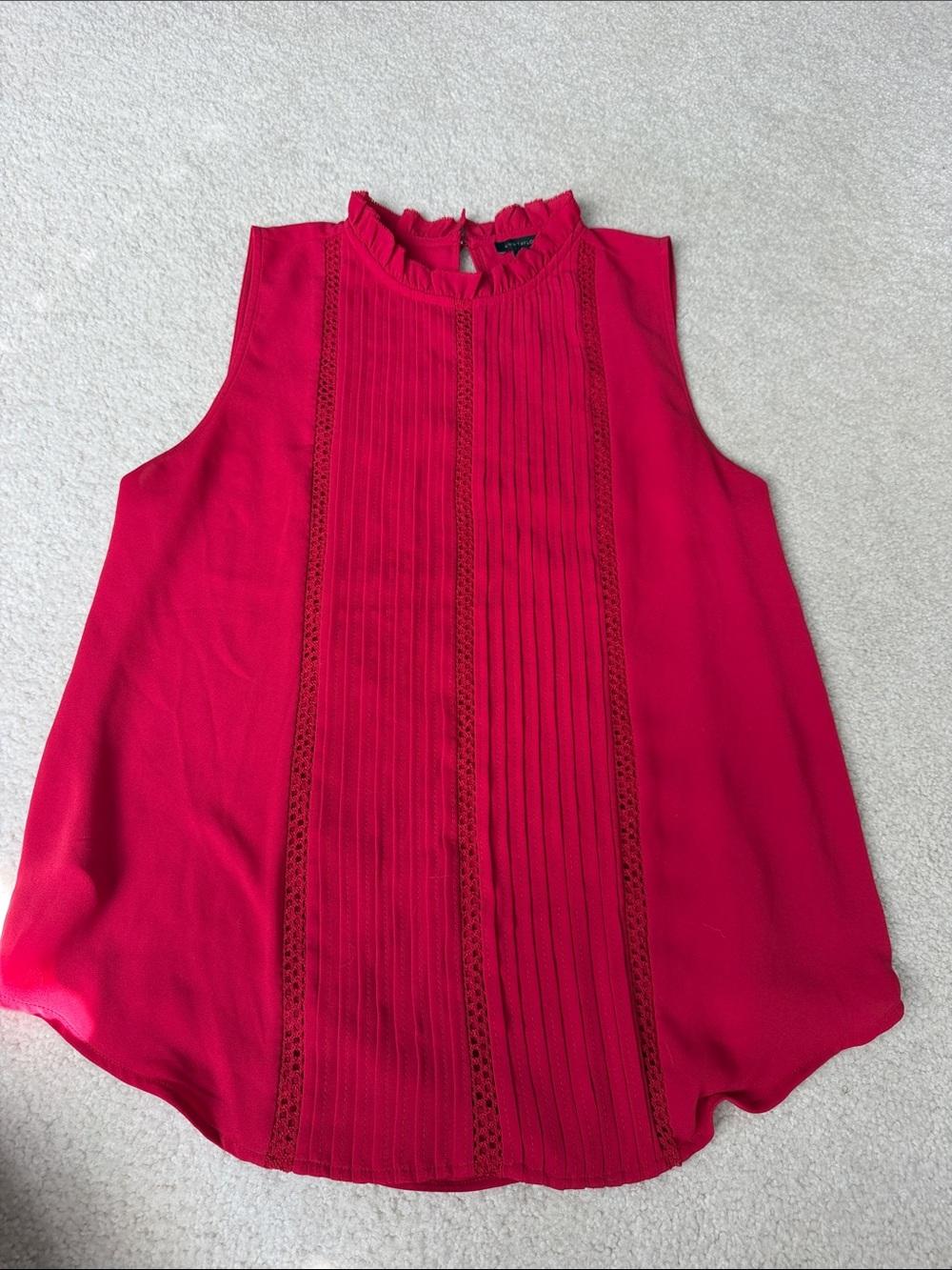Ann Taylor sleeveless blouse -small